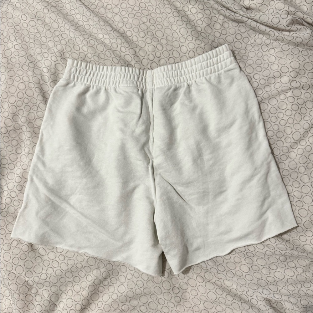 Divided shorts - Picture 2 of 3